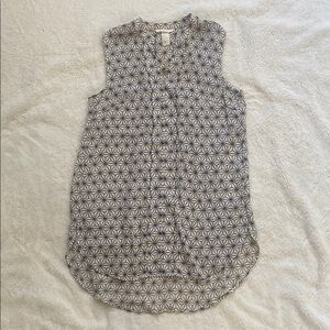 Geometric Pattern Sleeveless Top
